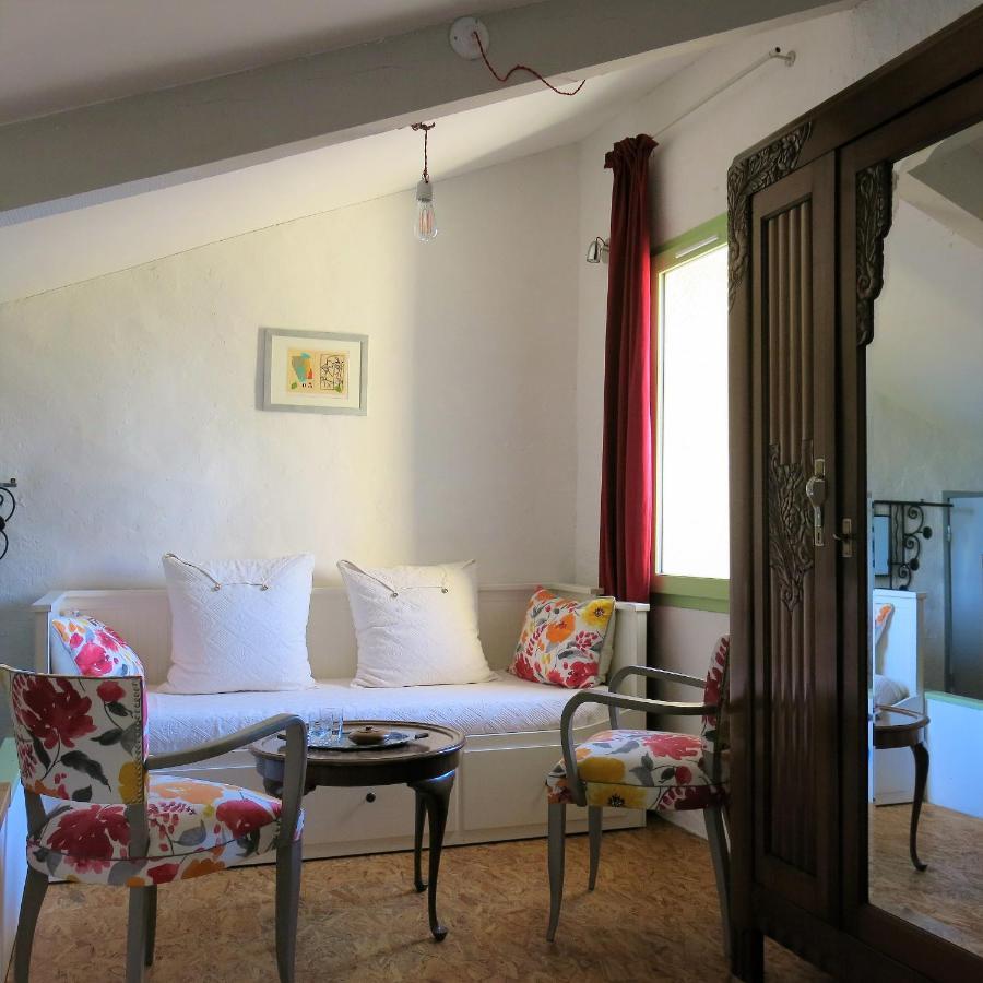 Bed and Breakfast La Buissonniere Oppède Exterior foto