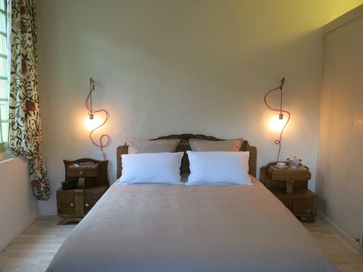 Bed and Breakfast La Buissonniere Oppède Exterior foto